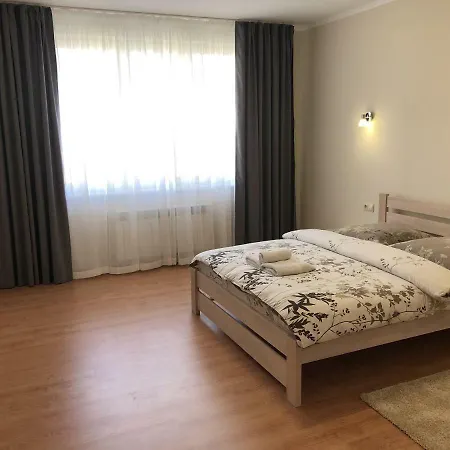 Gil On Bogomolca 22, New Apartamento Úzhgorod